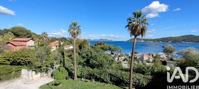 Appartement - 105 m² - 5 pièces