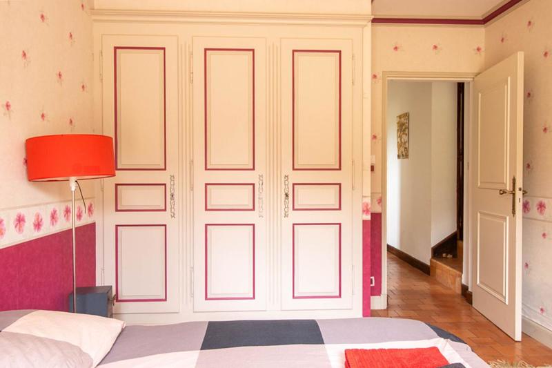 Propriété - 200 m² - 8 pièces