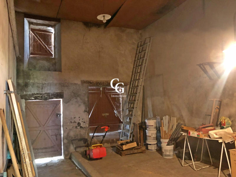 Maison ancienne - 242 m² - 11 pièces