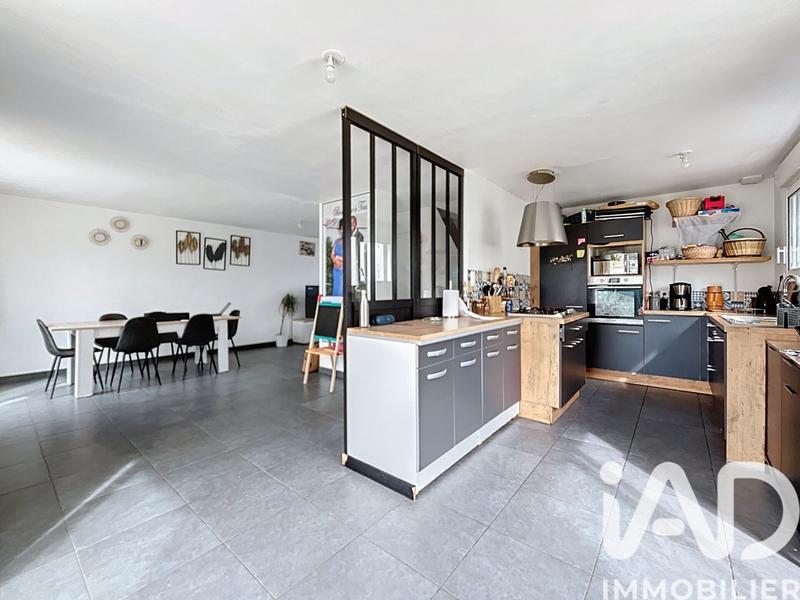 Maison - 110 m² - 5 pièces