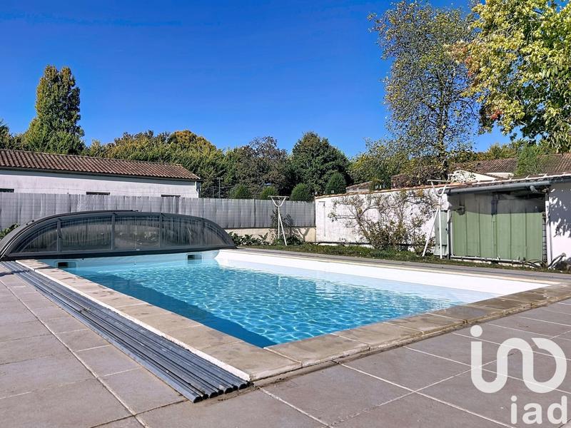 Maison - 180 m² - 7 pièces