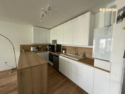 Appartement - 85 m² - 4 pièces