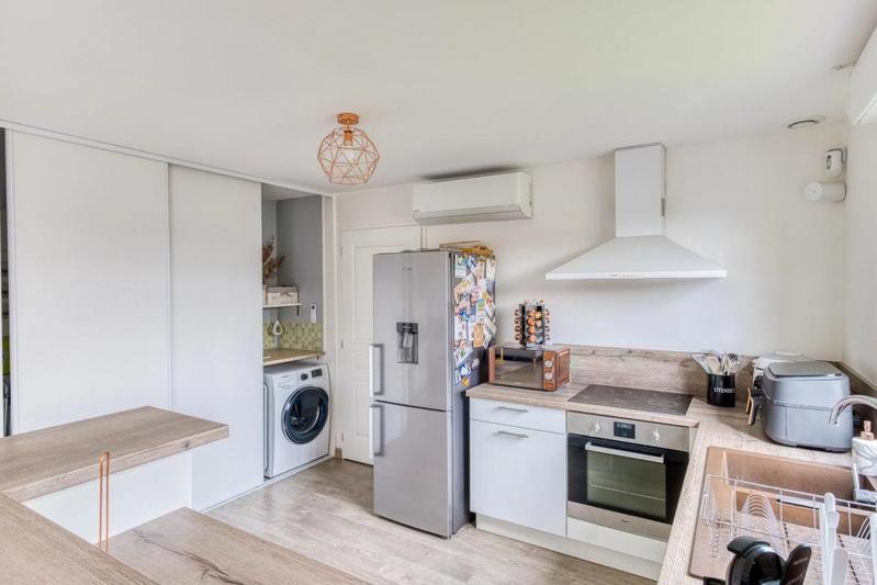 Maison - 84 m² - 5 pièces