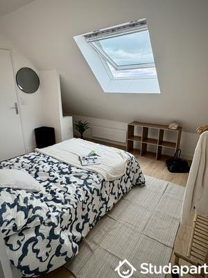 Chambre - 13 m² - 1 pièce