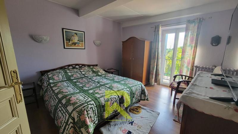 Maison - 169 m² - 8 pièces