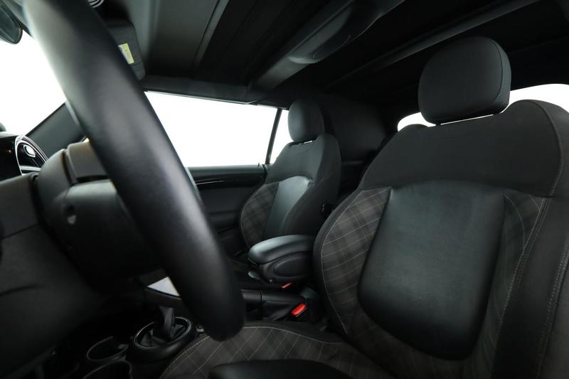 Mini Cabrio Mini Cabriolet 2.0 Cooper s Finition Chili Bv6 192 ch