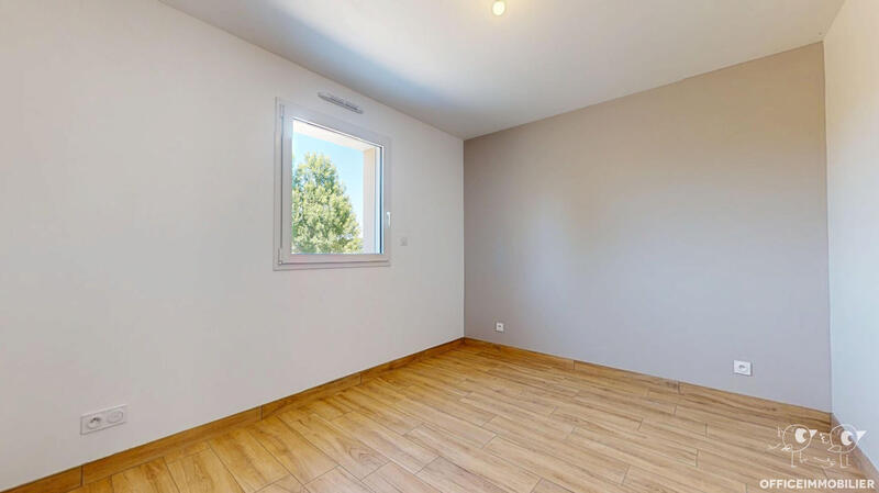 Maison - 103 m² - 5 pièces