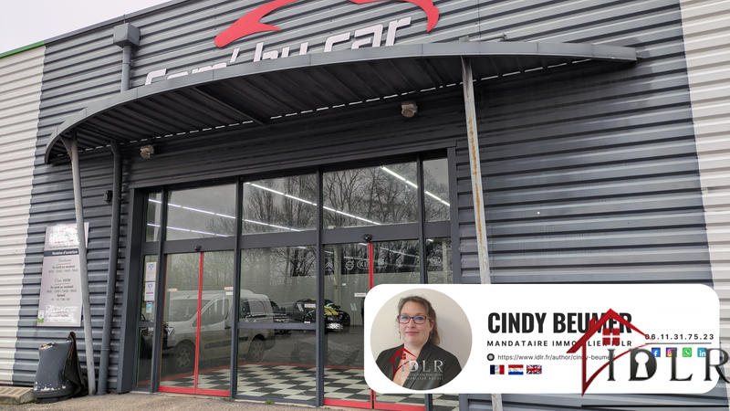 Local commercial - 1 500 m²