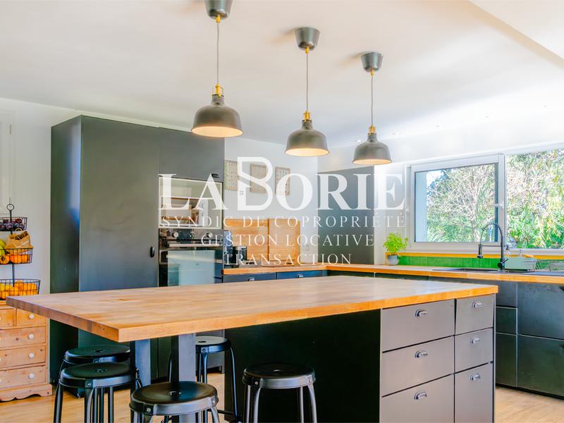 Maison - 148 m² - 6 pièces