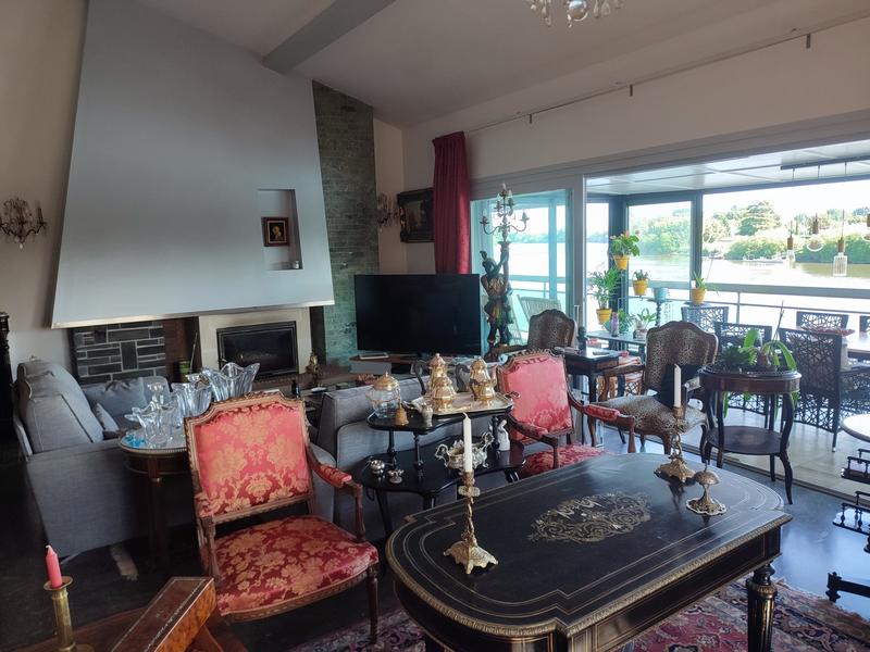 Villa - 337 m² - 10 pièces