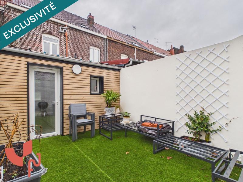 Maison - 90 m² - 5 pièces