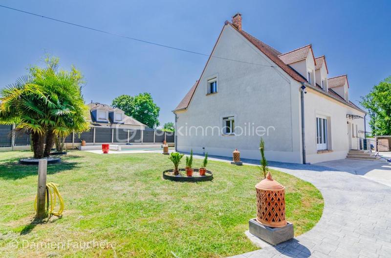 Demeure - 310 m² - 10 pièces