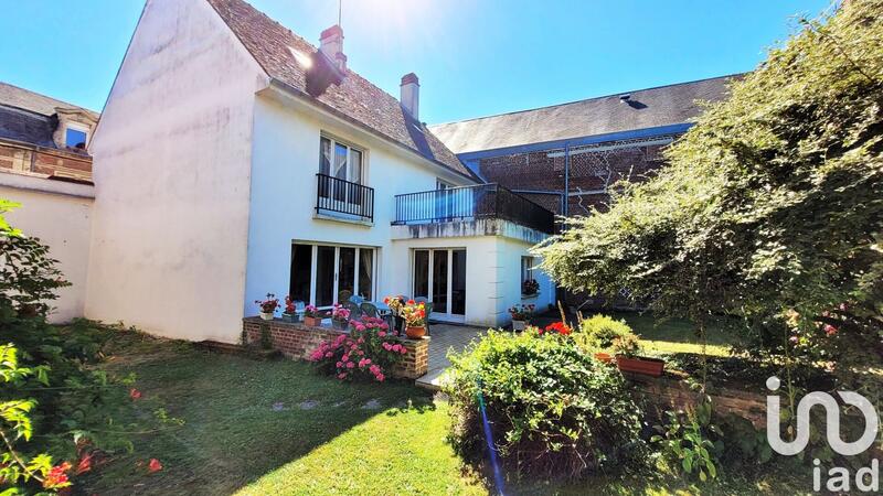 Maison - 182 m² - 6 pièces