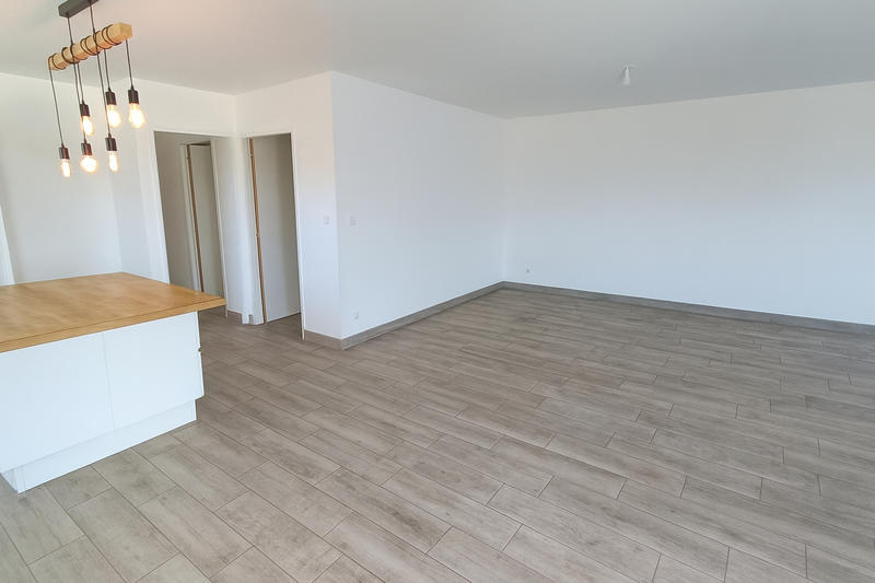 Maison - 102 m² - 4 pièces