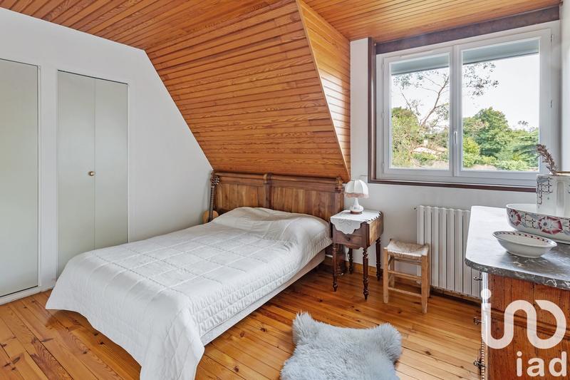 Maison - 266 m² - 8 pièces