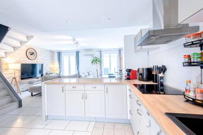 Villa - 90 m² - 5 pièces