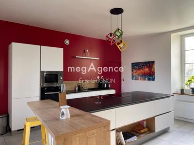 Maison - 145 m² - 7 pièces