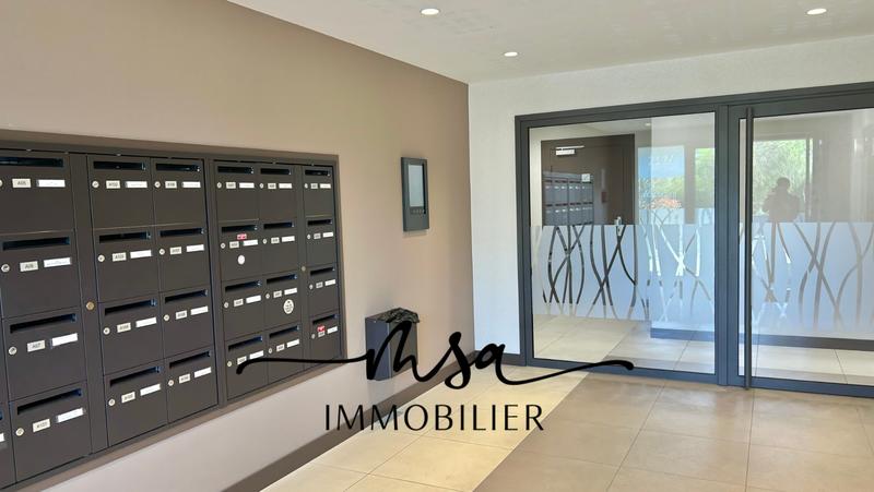 Appartement - 89 m² - 4 pièces