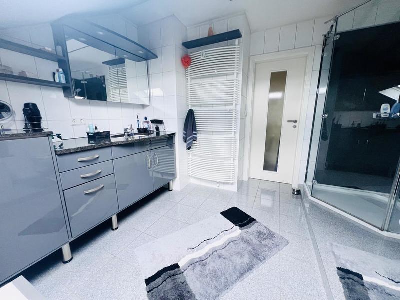 Maison - 142 m² - 6 pièces