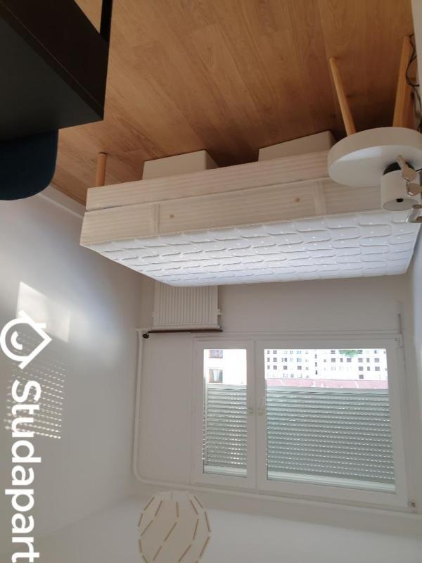 Chambre - 9 m² - 1 pièce