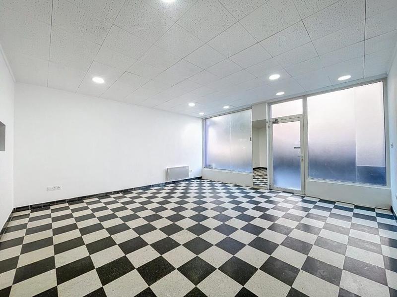 Local commercial - 57 m² - 2 pièces