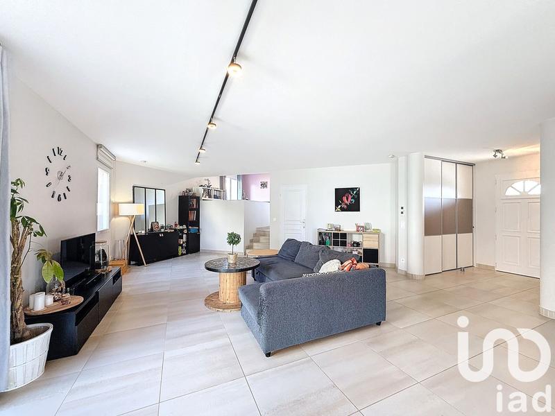 Maison - 162 m² - 5 pièces