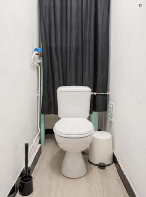 Chambre - 11 m² - 4 pièces