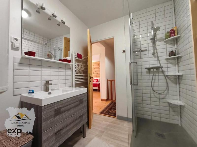 Maison en pierre - 143 m² - 4 pièces