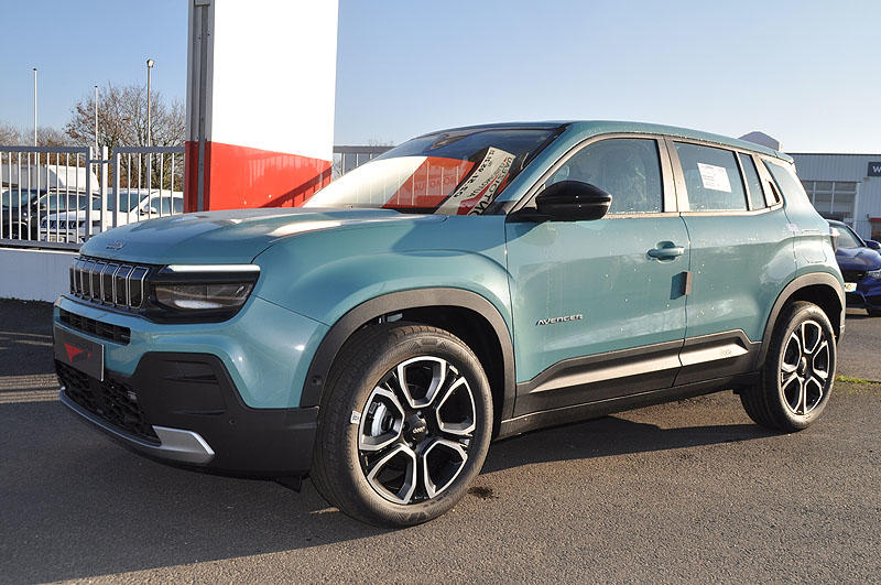 Jeep Avenger altitude+ 1.2 turbo t3 100