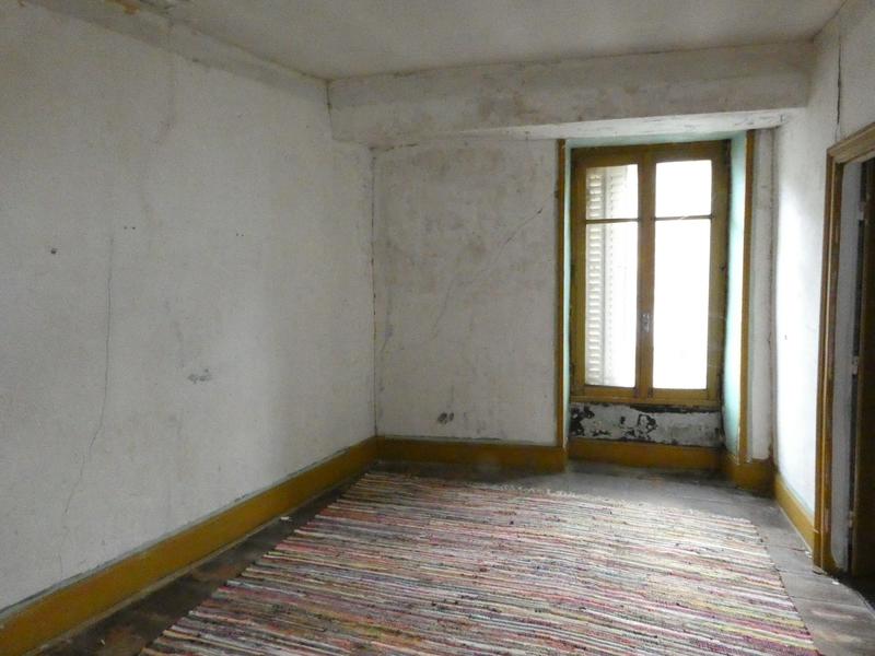 Maison - 104 m² - 6 pièces