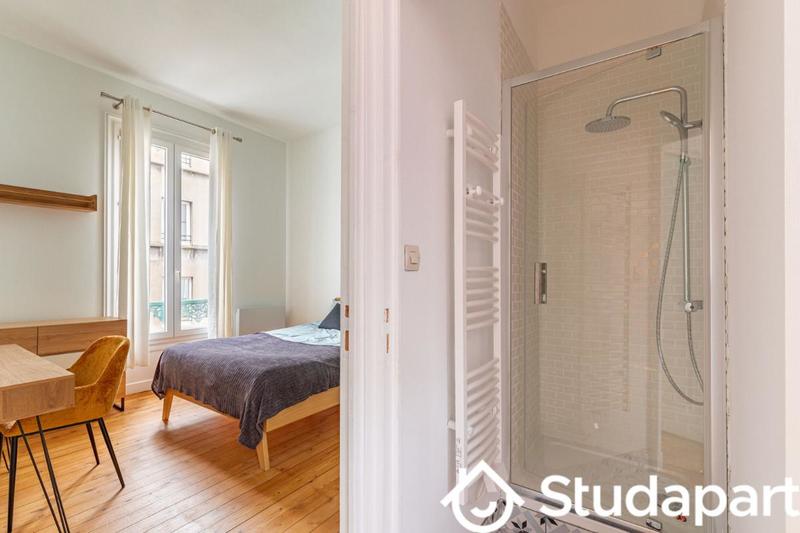 Chambre - 14 m² - 1 pièce