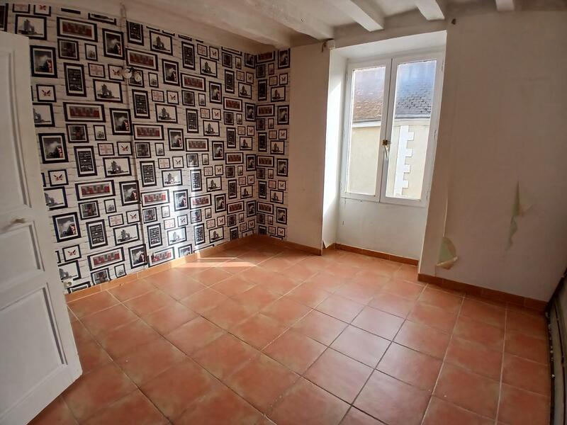 Maison - 168 m² - 8 pièces