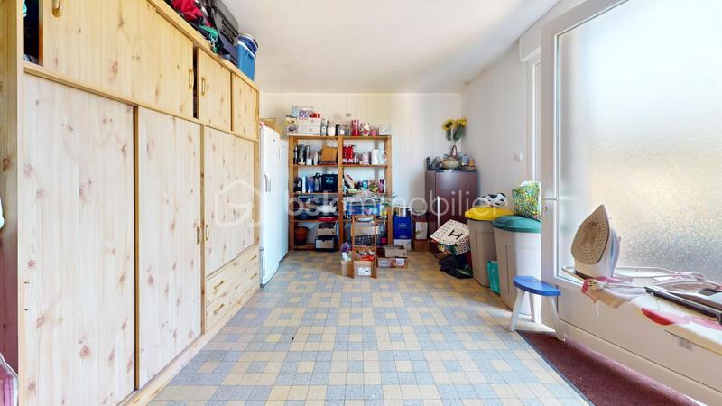 Maison - 237 m² - 7 pièces