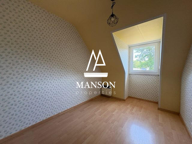 Maison - 175 m² - 7 pièces