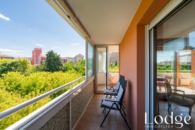 Appartement - 101 m² - 4 pièces