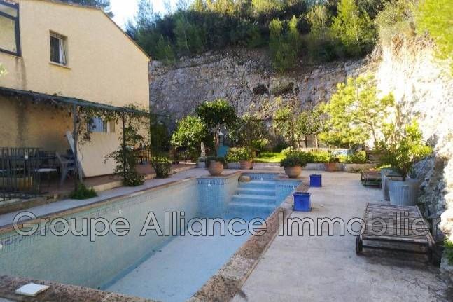 Villa - 190 m² - 7 pièces