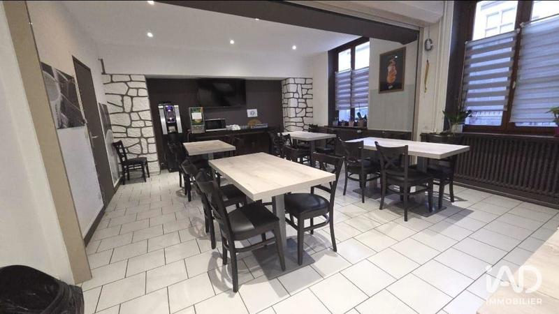 Local commercial - 1 100 m²