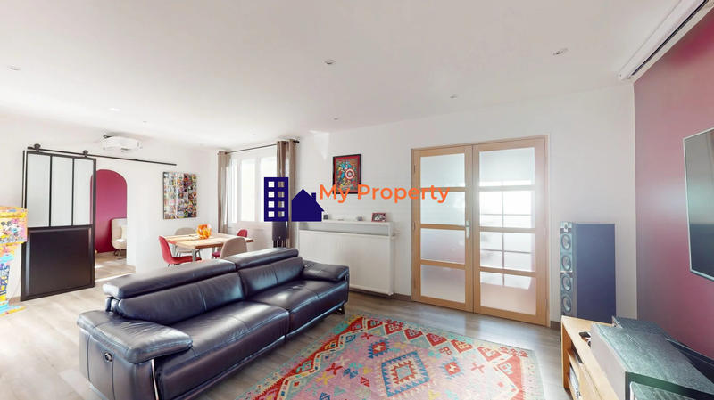 Maison - 96 m² - 5 pièces