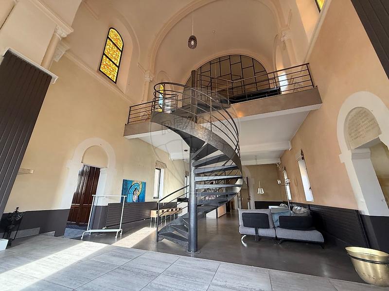 Appartement - 280 m² - 6 pièces