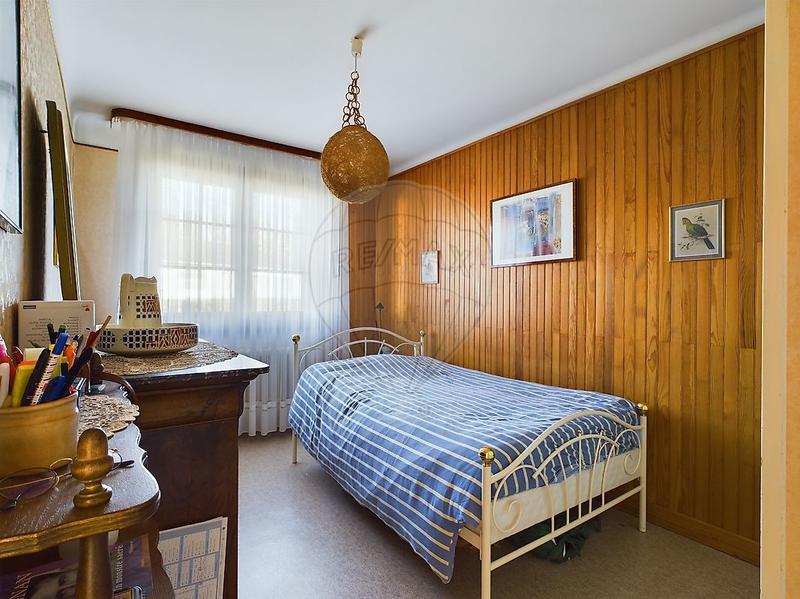 Maison - 90 m² - 6 pièces