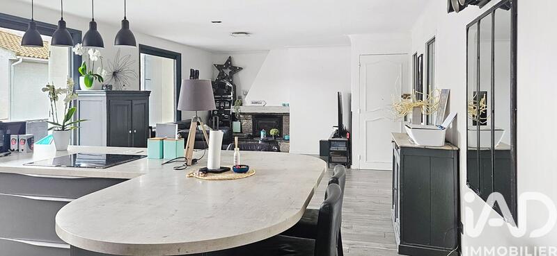 Maison - 175 m² - 6 pièces