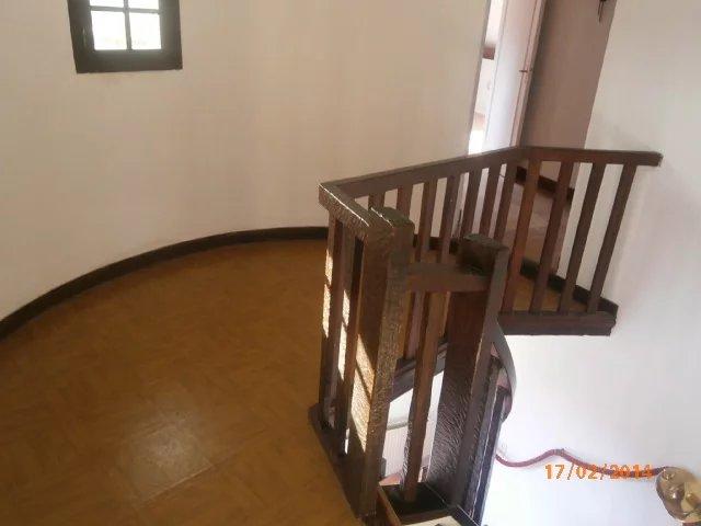 Maison - 165 m² - 9 pièces