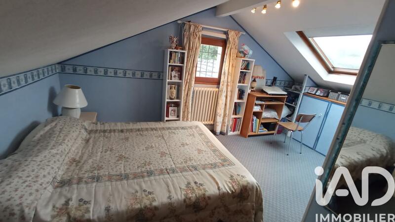 Maison - 90 m² - 5 pièces