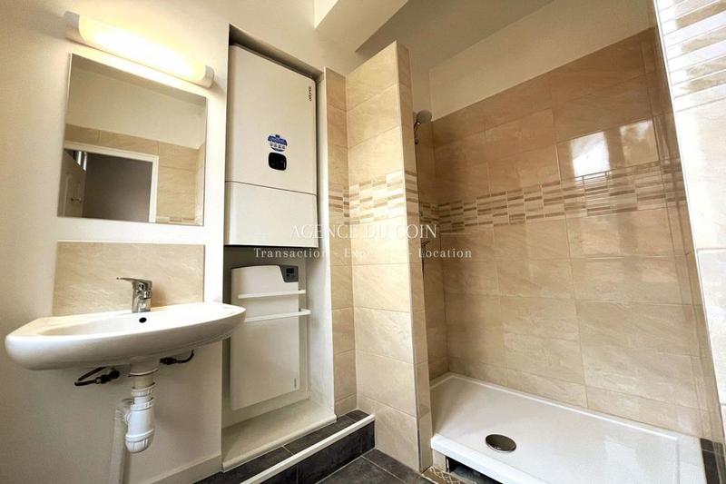 Studio - 21 m² - 1 pièce