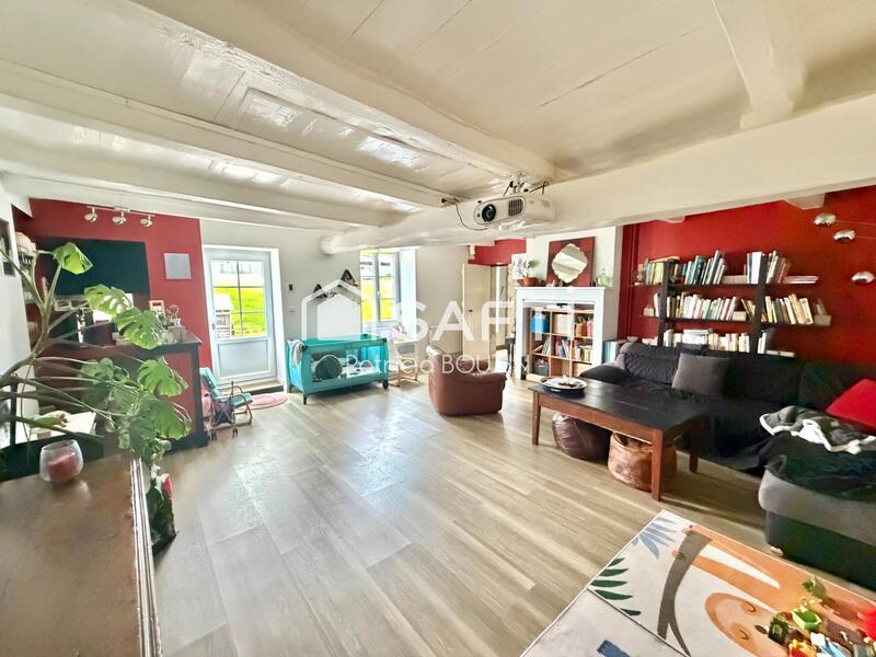 Maison - 148 m² - 6 pièces