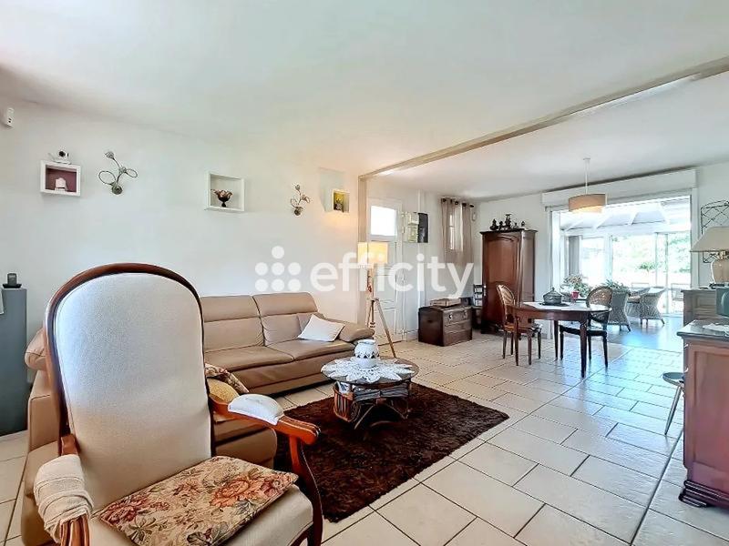 Maison - 127 m² - 6 pièces