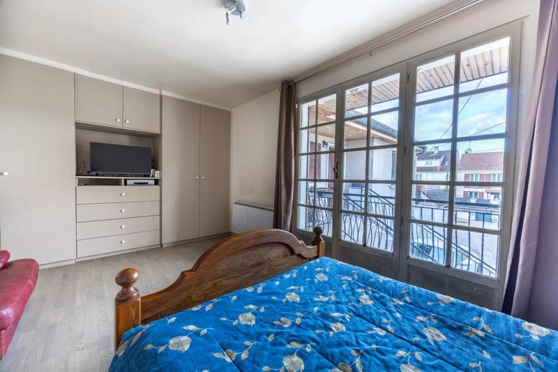 Appartement - 94 m² - 3 pièces