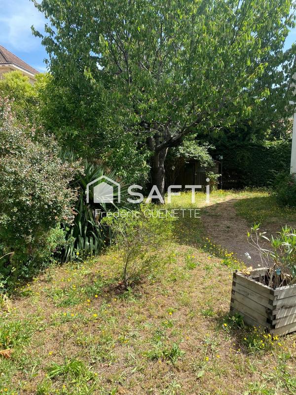 Maison - 137 m² - 6 pièces