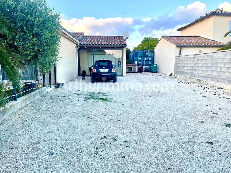 Maison - 118 m² - 10 pièces