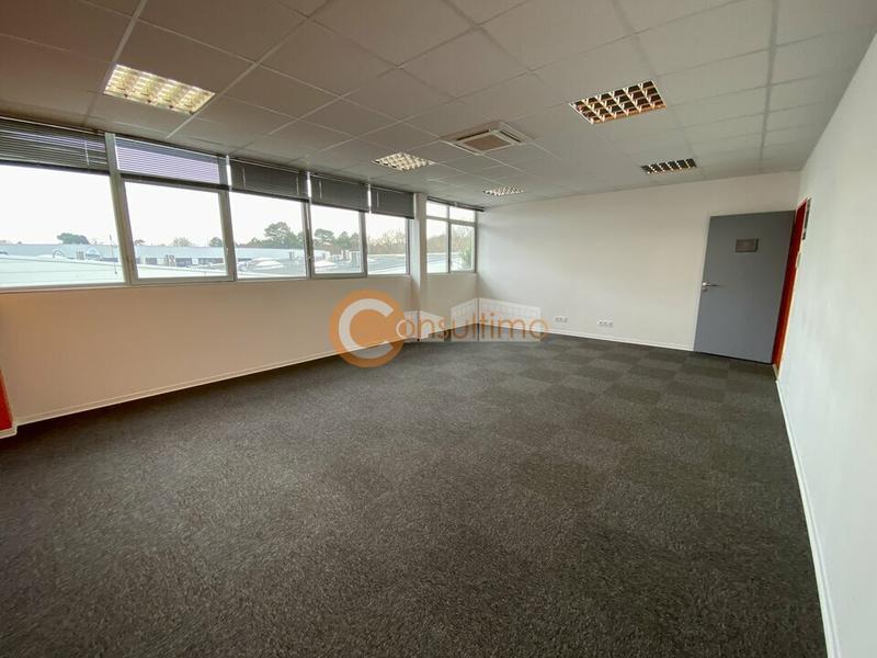 Bureau - 490 m²